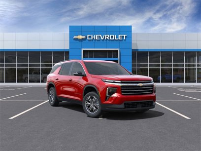 New 2025 Chevrolet Traverse LT w/ Driver Confidence Package