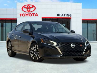 Used 2024 Nissan Altima 2.5 SV