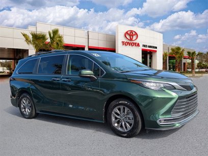 Certified 2023 Toyota Sienna XLE