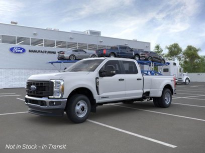 New 2025 Ford F350 XL