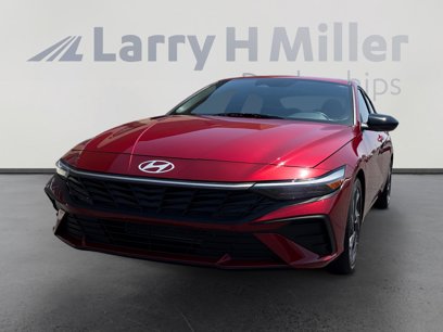 Certified 2025 Hyundai Elantra Sport w/ Cargo Package