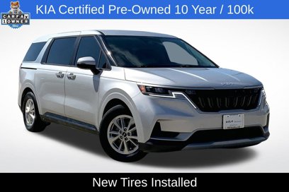 Used 2023 Kia Carnival LX