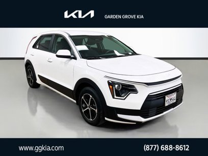 Certified 2025 Kia Niro LX