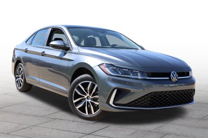 New 2025 Volkswagen Jetta SE