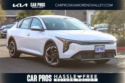 New 2025 Kia K4 EX