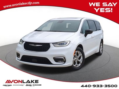Used 2024 Chrysler Pacifica Limited