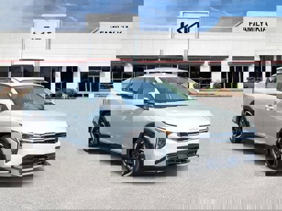 New 2025 Kia K4 EX