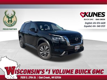 Used 2024 Nissan Pathfinder SV