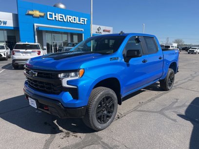 New 2025 Chevrolet Silverado 1500 LT Trail Boss w/ LPO, Dark Essentials Package