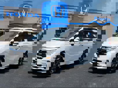Used 2024 Honda Odyssey Elite
