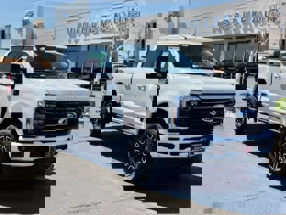 New 2025 Ford F350 Platinum