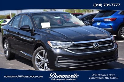 Certified 2024 Volkswagen Jetta SE w/ Panoramic Sunroof Package
