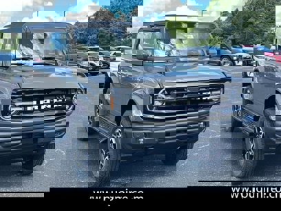 New 2025 Ford Bronco Outer Banks