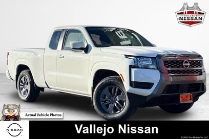 New 2025 Nissan Frontier SV