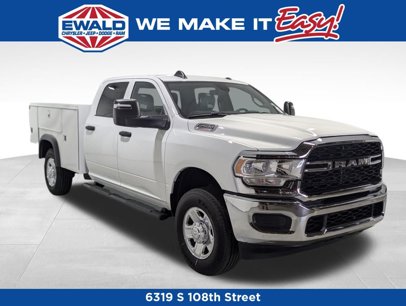 New 2024 RAM 2500 Tradesman w/ Chrome Appearance Group