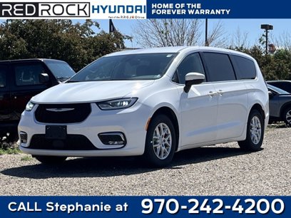 Used 2023 Chrysler Pacifica Touring-L