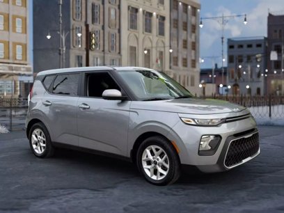 Used 2022 Kia Soul LX w/ Technology Package