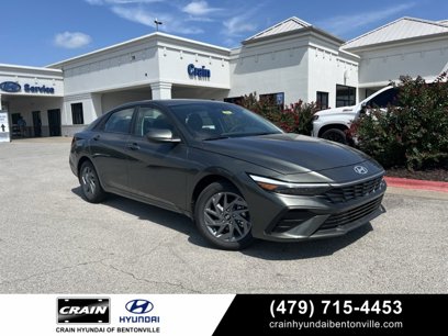 New 2024 Hyundai Elantra SEL