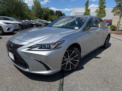 New 2025 Lexus ES 300h w/ Premium Package