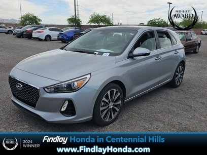 Used 2020 Hyundai Elantra GT w/ Style Package 02