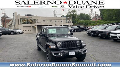 New 2025 Jeep Gladiator Sport