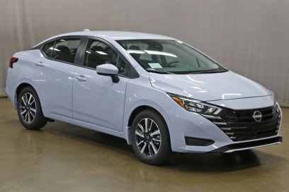 New 2025 Nissan Versa SV w/ Trunk Package
