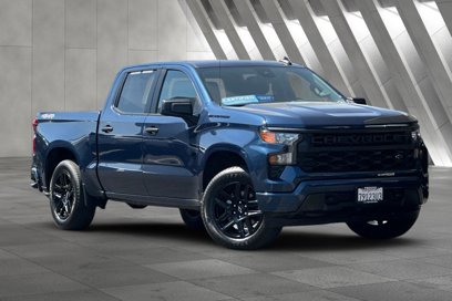 Certified 2023 Chevrolet Silverado 1500 Custom w/ LPO, Dark Essentials Package