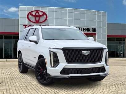 Used 2025 Cadillac Escalade V w/ LPO, ONYX Package
