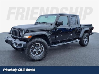 Used 2024 Jeep Gladiator Sport