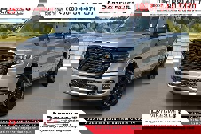 New 2025 RAM 1500 4x4 Crew Cab