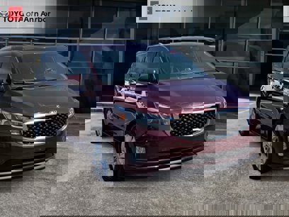 Used 2017 Kia Sedona EX