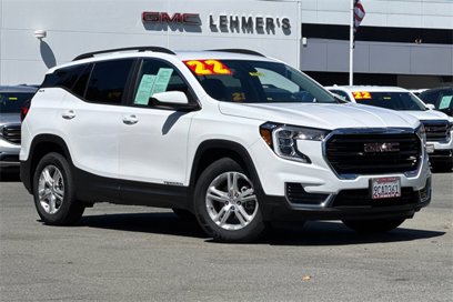 Used 2022 GMC Terrain SLE w/ Driver Convenience Package