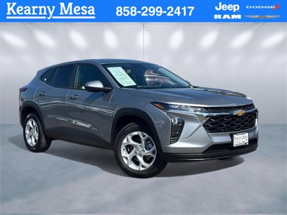 Used 2025 Chevrolet Trax LS w/ LS Convenience Package
