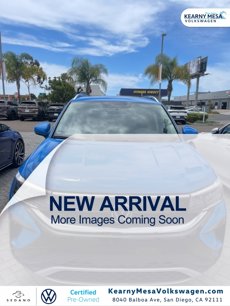 Used 2022 Volkswagen Taos SE w/ Panoramic Sunroof Package