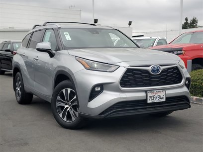 Used 2022 Toyota Highlander XLE