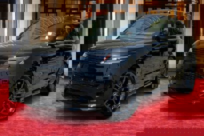 New 2025 Land Rover Range Rover Sport Dynamic SE