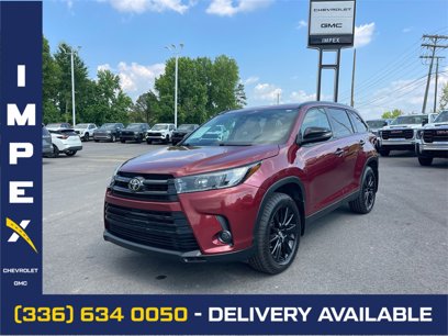Used 2019 Toyota Highlander SE