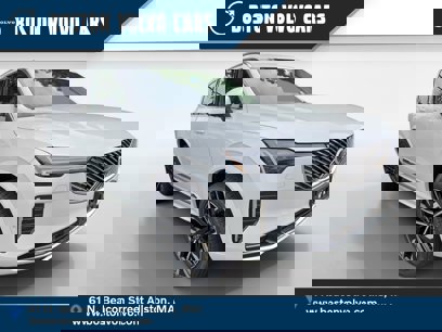 New 2025 Volvo XC90 T8 Plus