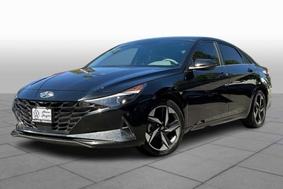 Used 2021 Hyundai Elantra SEL w/ Convenience + Premium Package