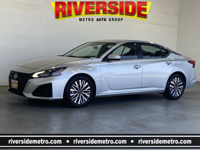 Used 2023 Nissan Altima 2.5 SV