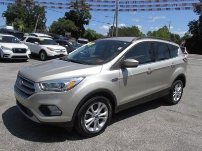 Used 2017 Ford Escape SE w/ Equipment Group 201A