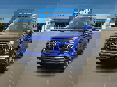 Used 2023 Hyundai Venue Limited w/ Cargo Package