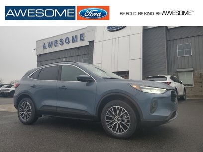 New 2025 Ford Escape SE w/ Class II Trailer Tow Package