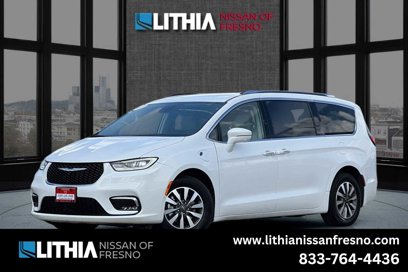 Used 2021 Chrysler Pacifica Touring-L