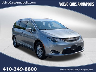 Used 2018 Chrysler Pacifica Touring-L