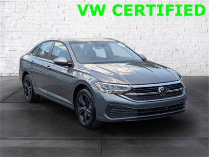 Certified 2024 Volkswagen Jetta SE w/ Panoramic Sunroof Package