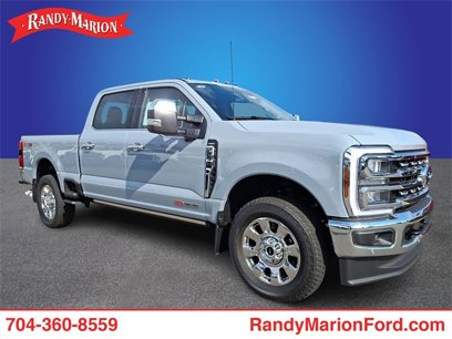 New 2025 Ford F250 Lariat w/ Lariat Ultimate Package