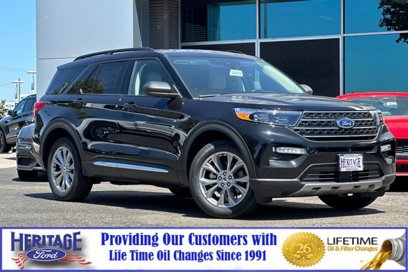New 2024 Ford Explorer XLT w/ Equipment Group 202A