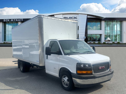 New 2025 GMC Savana 3500 Extended w/ Power Convenience Package