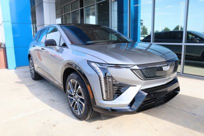 New 2025 Cadillac Optiq Sport 2 w/ LPO, Floor Liner Package